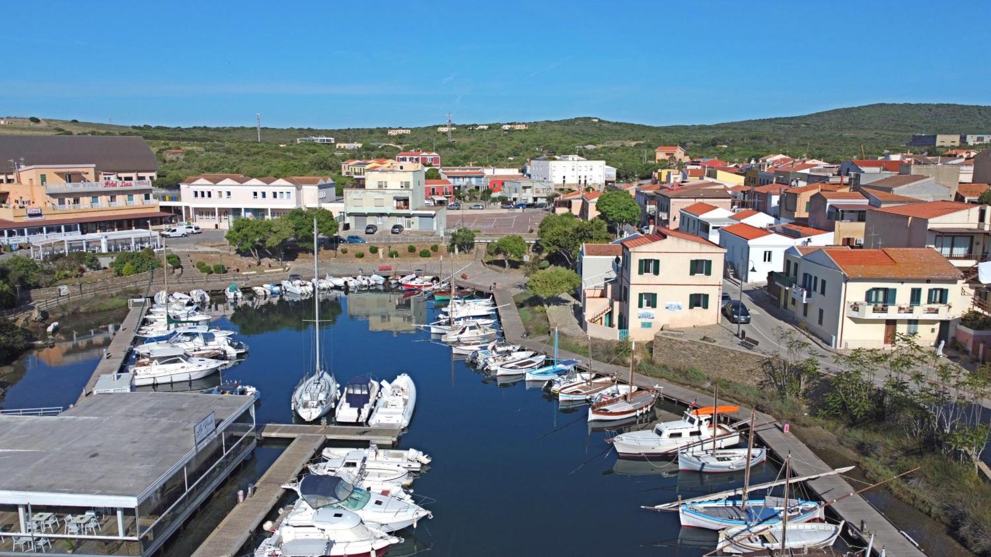 La Marina - Rooms In Stintino Eksteriør bilde